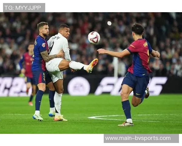 阿斯评论：拉菲尼亚佩德里姆巴佩是巴萨皇马争冠关键人物