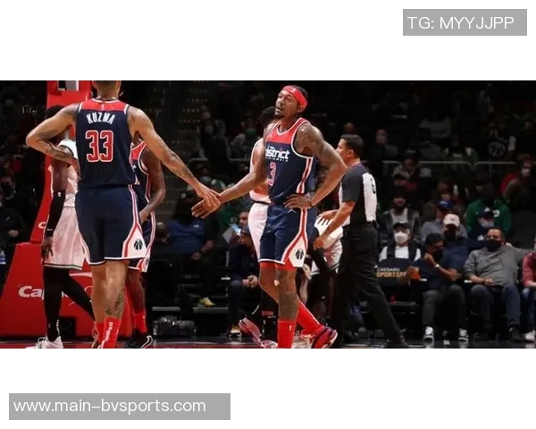 老里弗斯解释库兹马缺席比赛原因称是教练组的决定